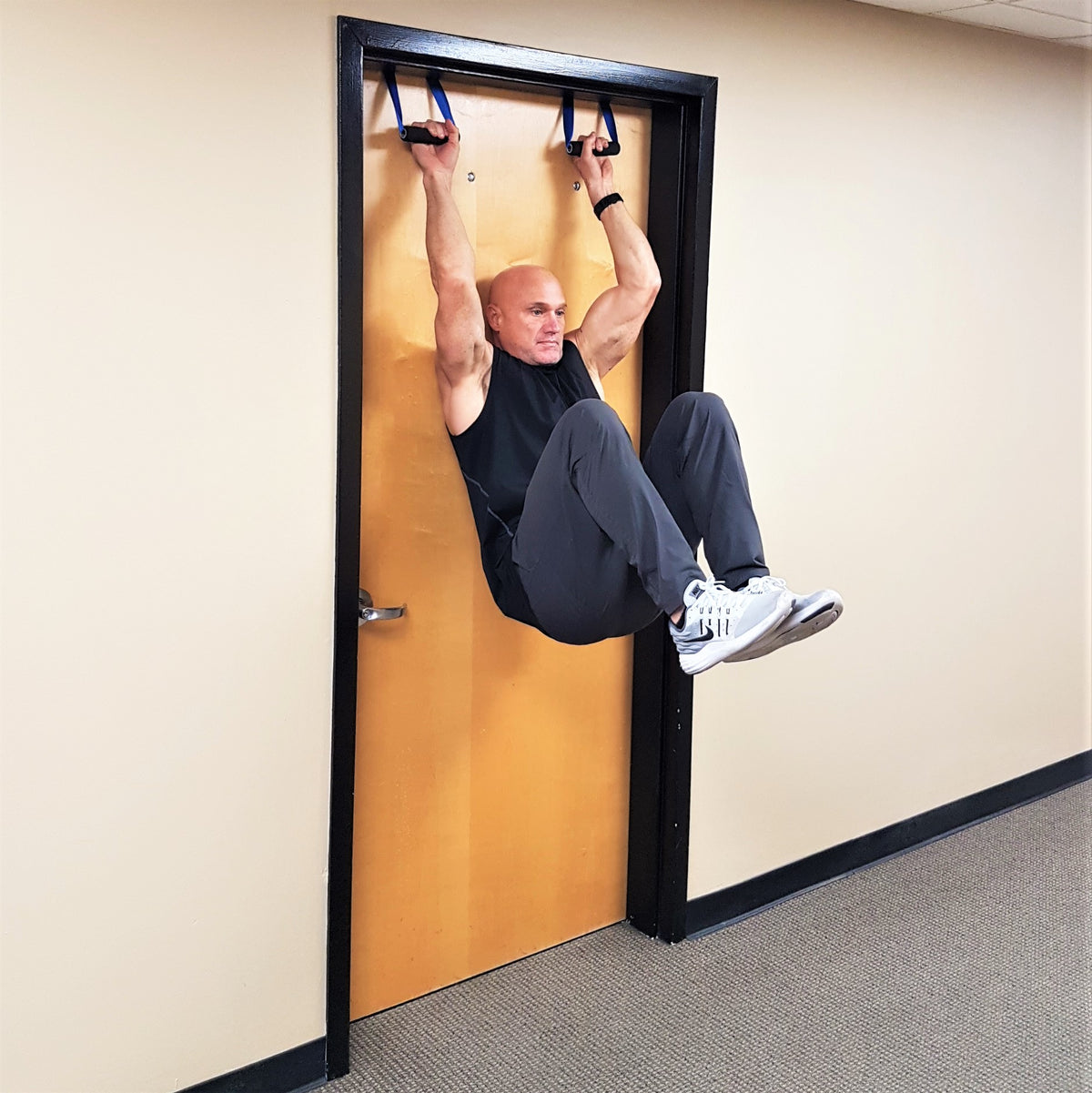 Crazy-8 Pull-Up Grips